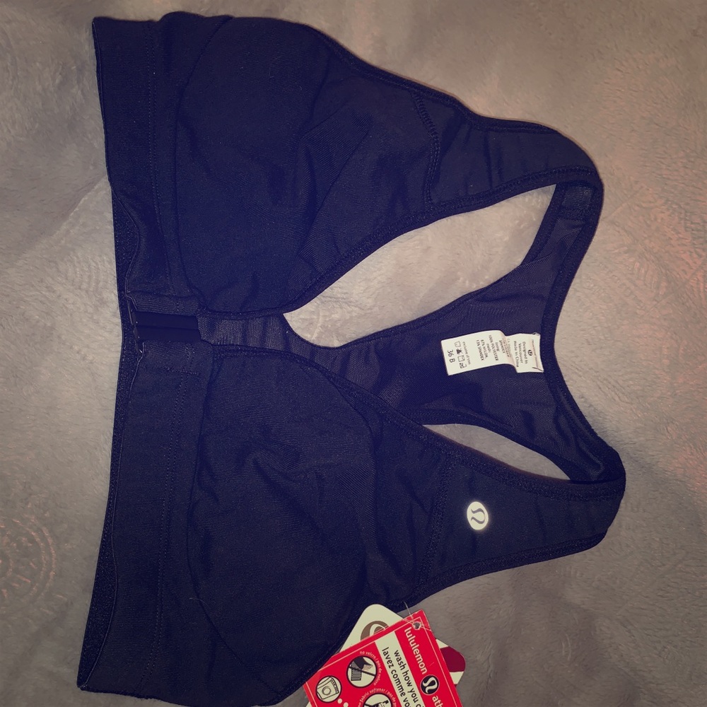 Lulu lemon sports bra